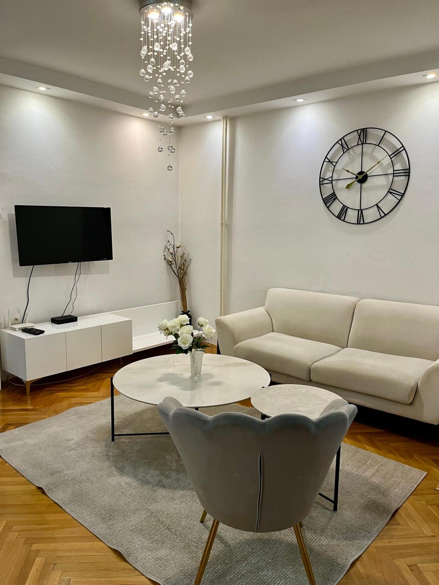 Ruby Luxury Central Apartment Skopje Exteriér fotografie